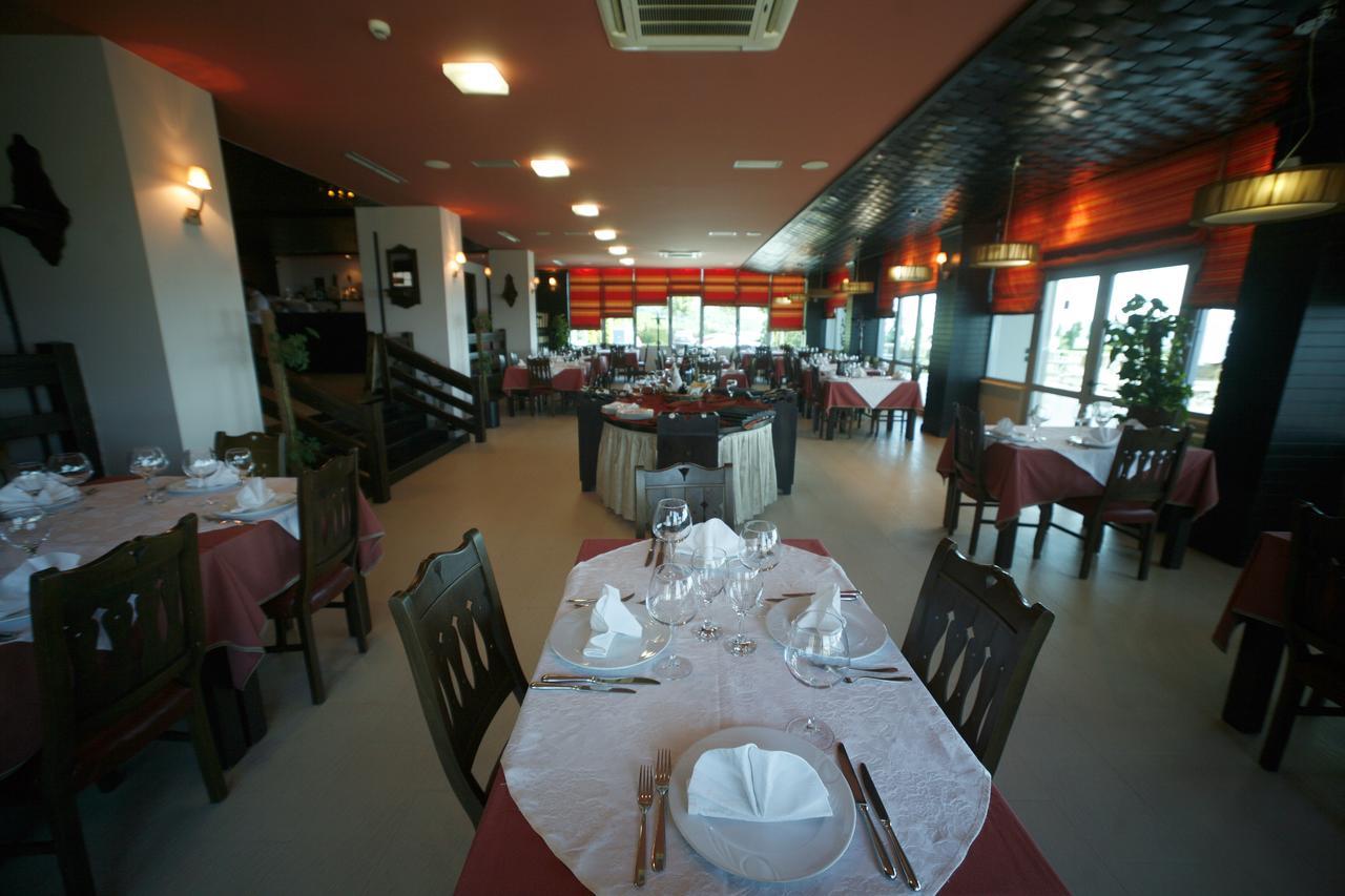 Dajti Park Resort Priska e Madhe ภายนอก รูปภาพ