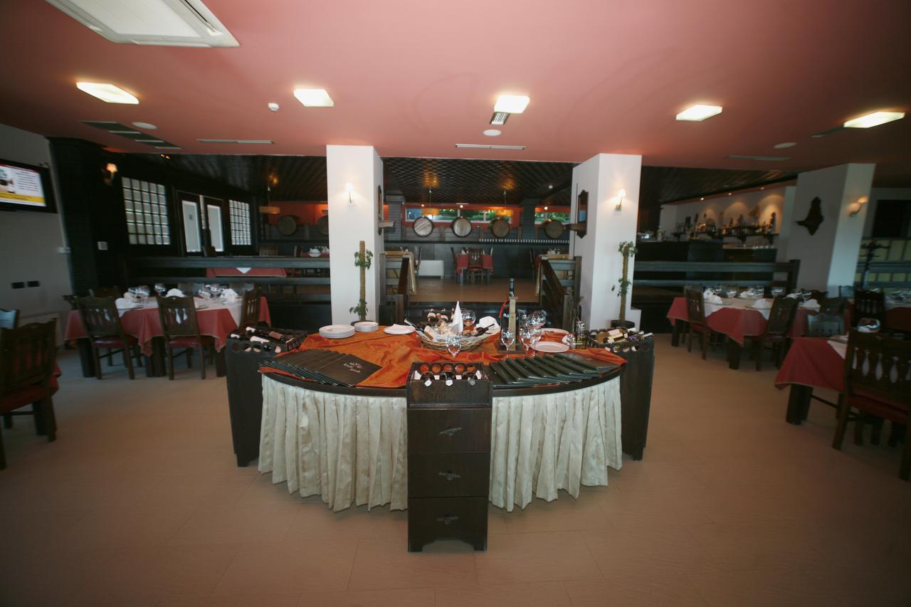 Dajti Park Resort Priska e Madhe ภายนอก รูปภาพ